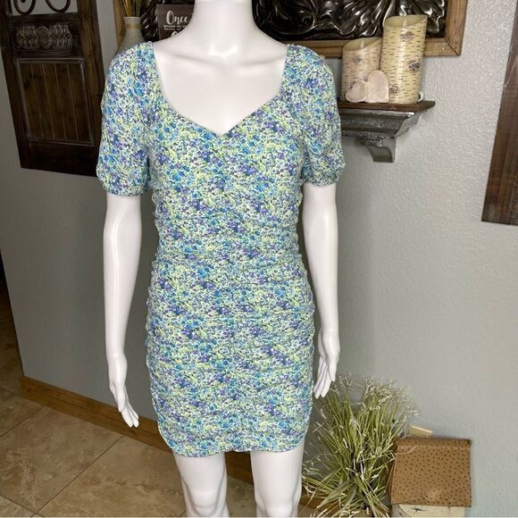 Live To Be Spoiled Green Pastel Floral Ruched Front Short Cap Sleeve Dress - Picture 13 of 13